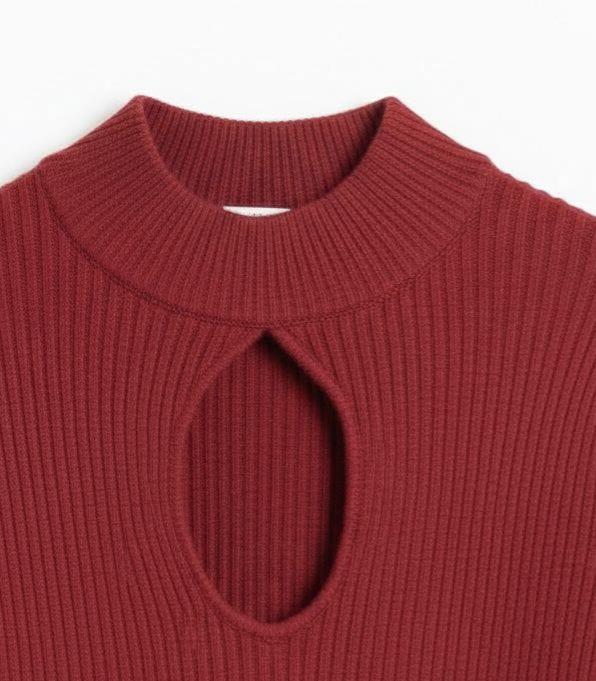 Maroon Keyhole Fall Dress